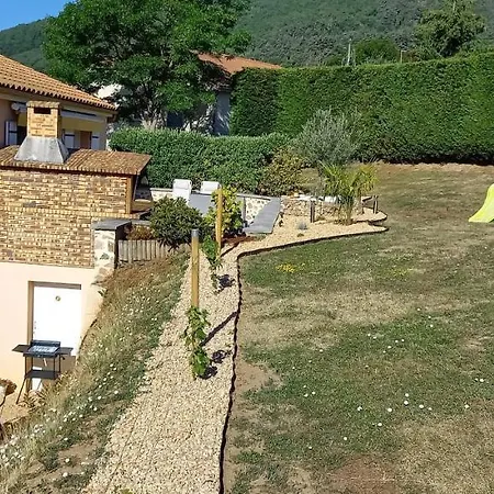 D'hote Chez Nathalie & Roland Bed & Breakfast *